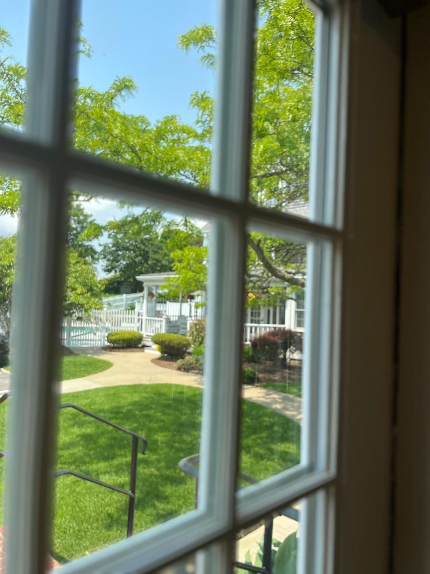 Chatham Wayside Inn Exterior photo
